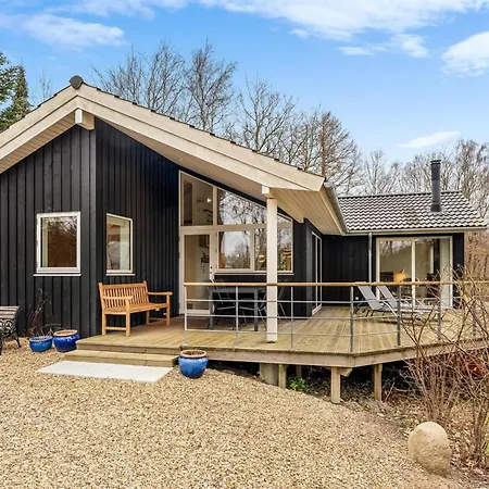 Nico - 70m To The Inlet By Interhome 度假居