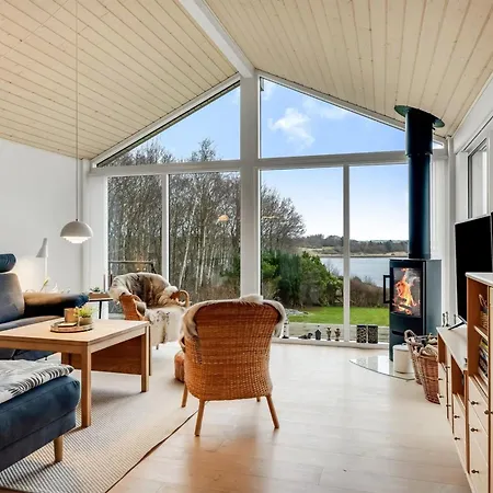 Nico - 70m To The Inlet By Interhome